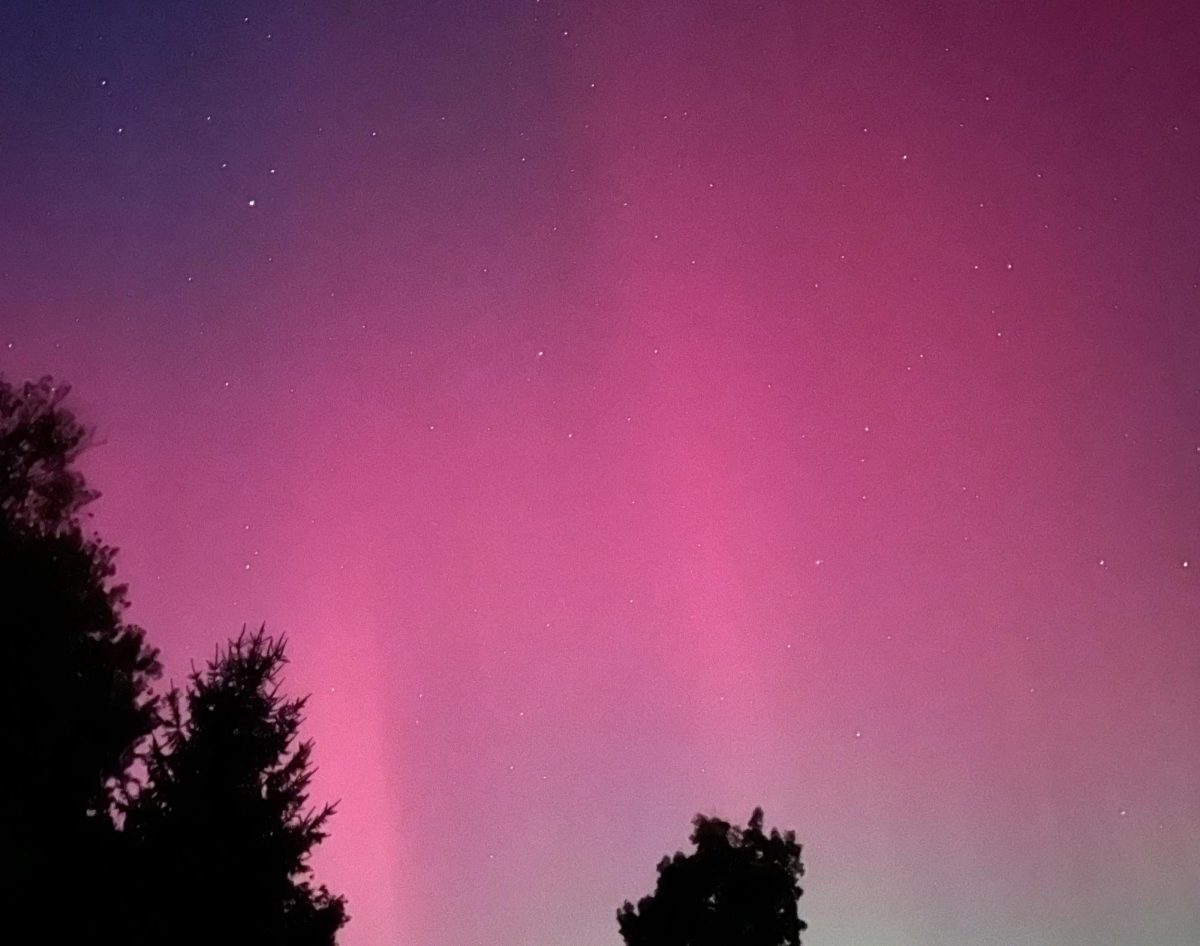 A photo of the northern lights in Wilton, Connecticut.